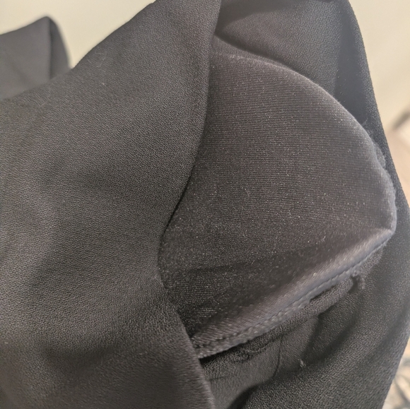 COS | Power-shoulder Open-back Waisted Wool Top In Black - Picture 14 of 15